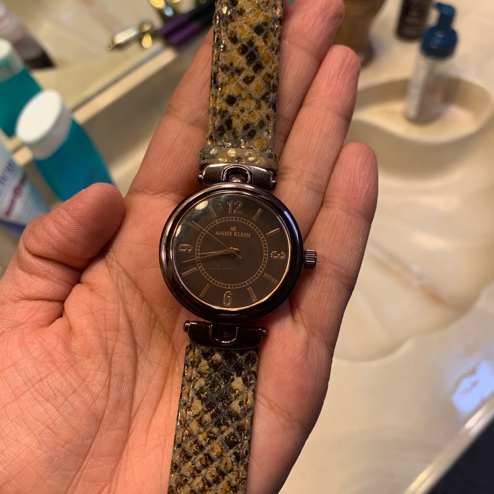 ladies watch in used but good condition.